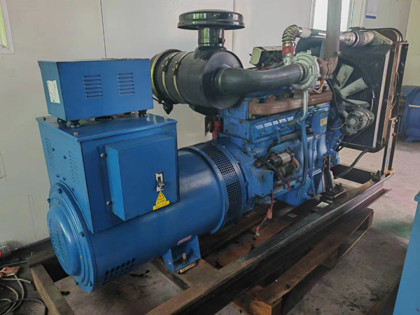 宜黄100kW柴油发电机组使用多级机油有哪些优缺点？